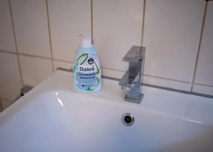 Businesshaus In Ruhiger Lage *