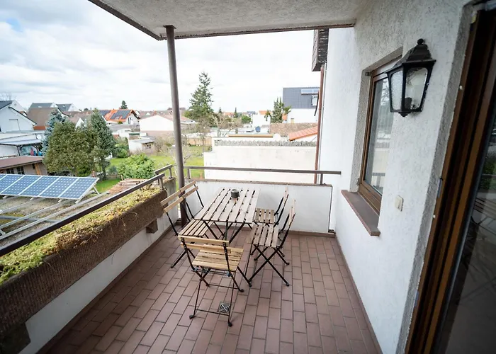 Businesshaus In Ruhiger Lage *